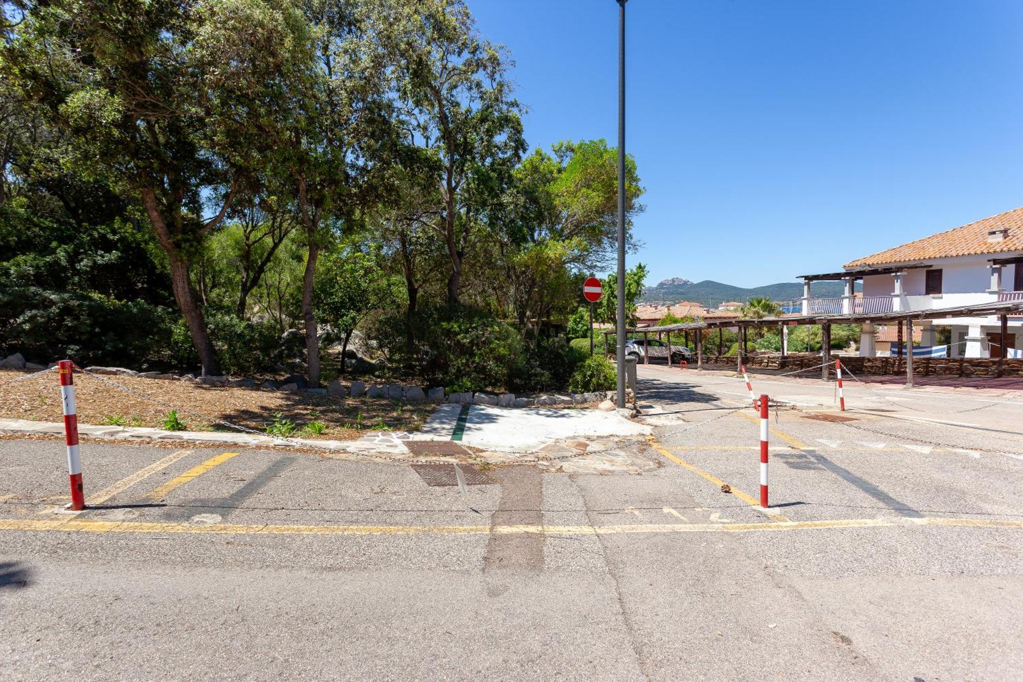 Free Parking - Sea View - Porto Rotondo