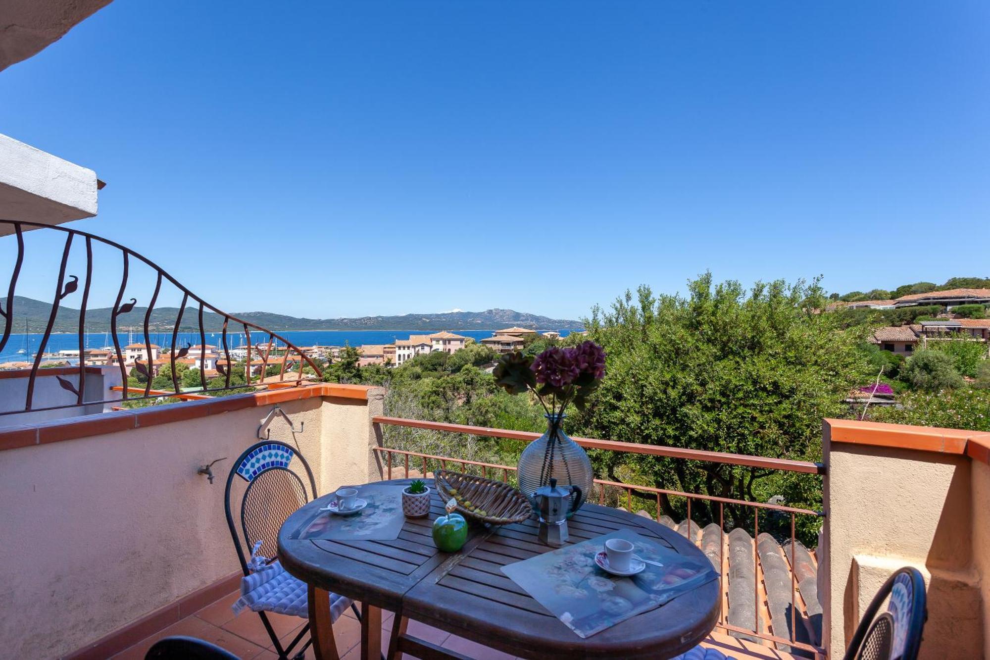 Apartment Free Parking - Sea View -